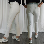 Jean Mom fit moulant taille haute